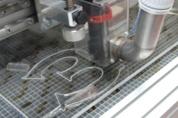 Fresa_e_taglio_laser_3_20131016_1640266697